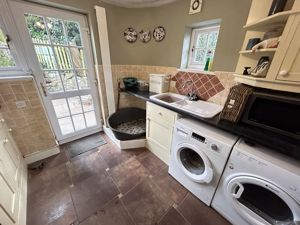 Photo 12- click for photo gallery